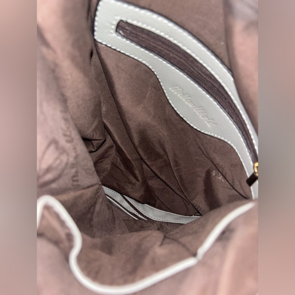 Mellow World HandBag - Picture 6 of 10